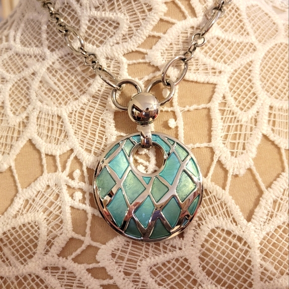 Lia Sophia Jewelry - Lia Sophia silver and turquoise necklace.